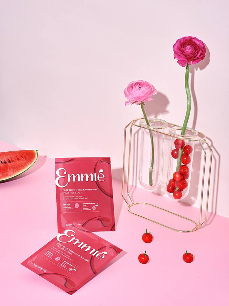 EMMIÉ BY HAPPY SKIN PORE TIGHTENING & WHITENING INVISIBLE MASK
